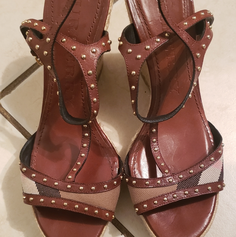 Sandals - Picture 5 of 5